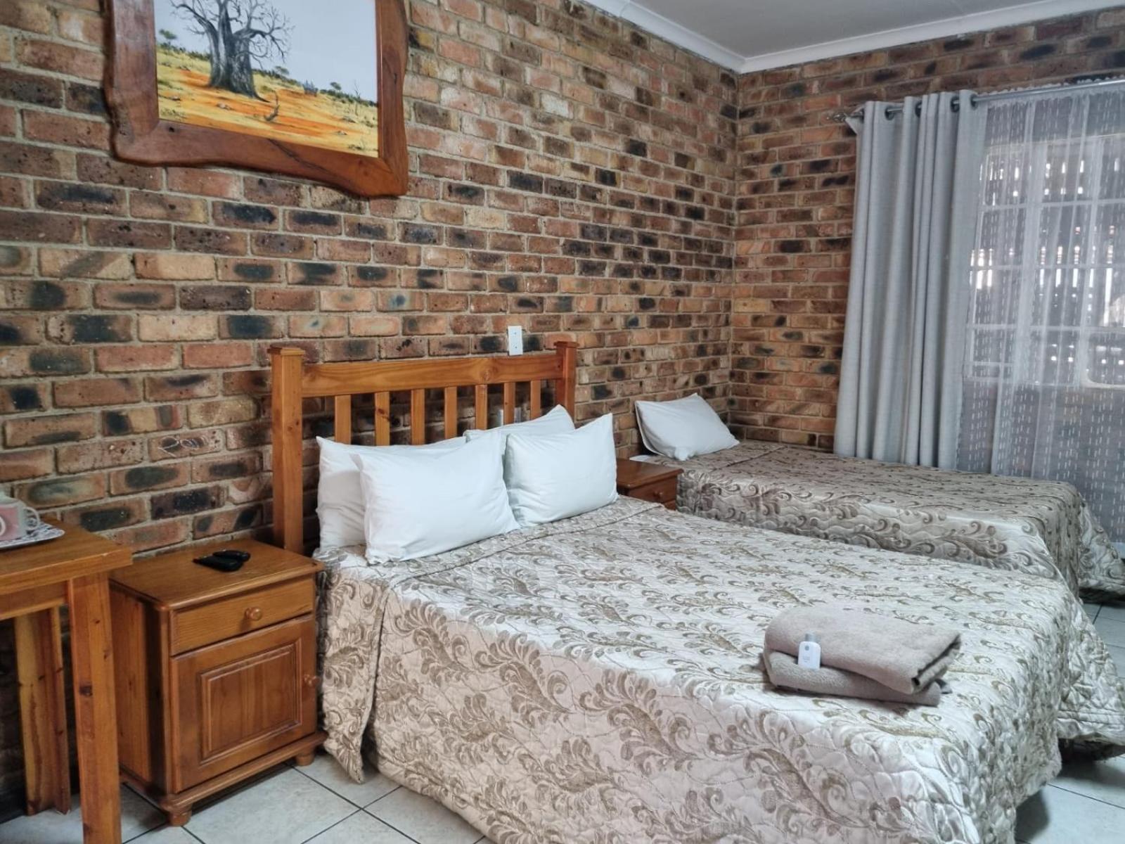 Emerald Guesthouse Kempton Park Buitenkant foto