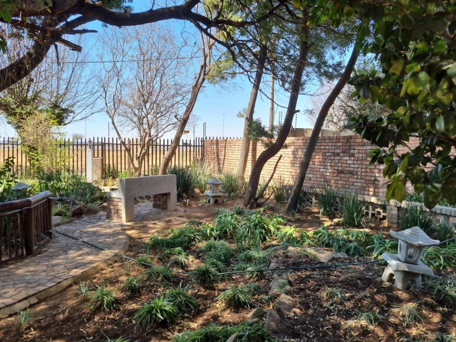 Emerald Guesthouse Kempton Park Buitenkant foto