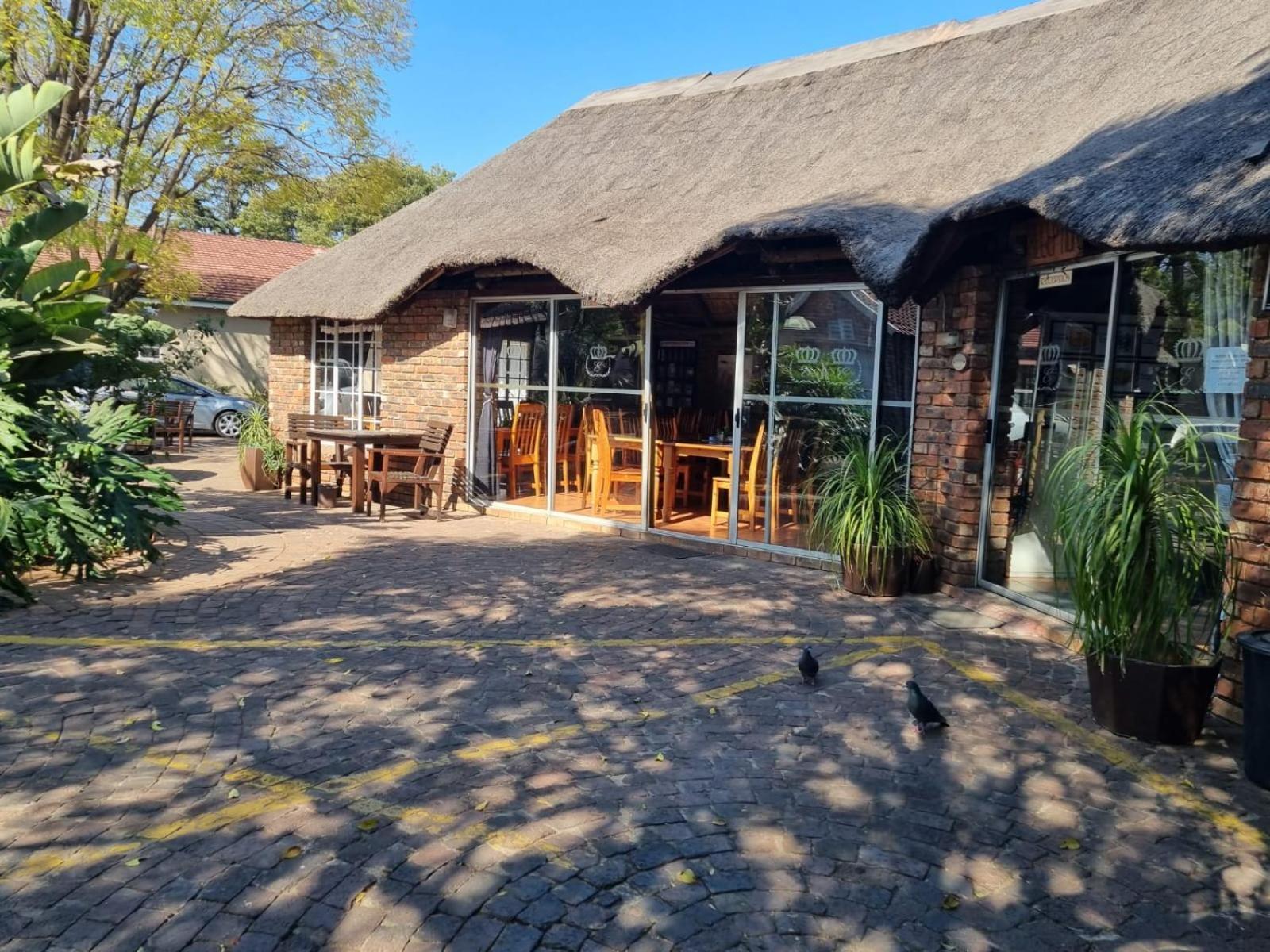 Emerald Guesthouse Kempton Park Buitenkant foto