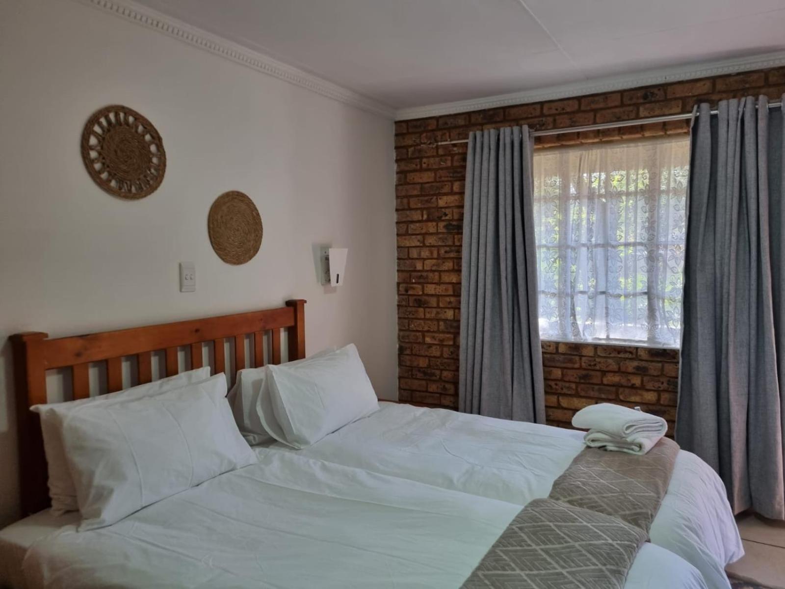 Emerald Guesthouse Kempton Park Buitenkant foto