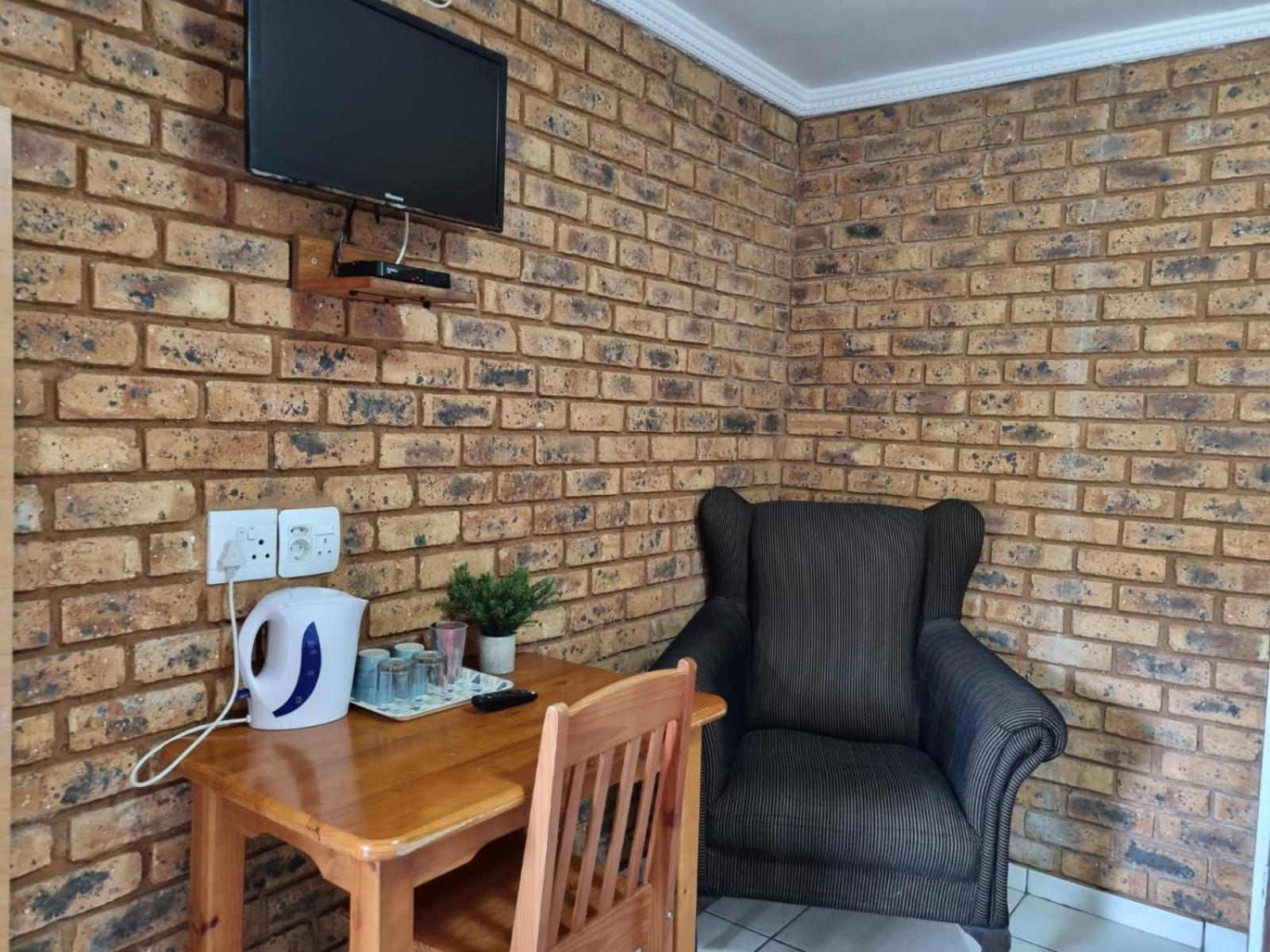 Emerald Guesthouse Kempton Park Buitenkant foto